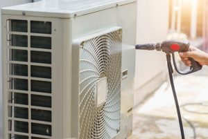 Dịch vụ vệ sinh điều hòa quận Đống Đa giá rẻ