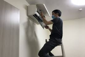Bảo dưỡng điều hòa tại Cầu Giấy định kỳ - Vệ sinh dàn nóng