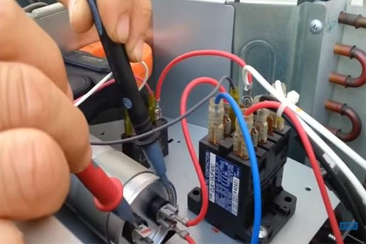 11 Nguyên Nhân Điều Hoà Chạy Yếu Và Cách Khắc Phục Hiệu Quả 5 sửa điều hòa chạy yếu