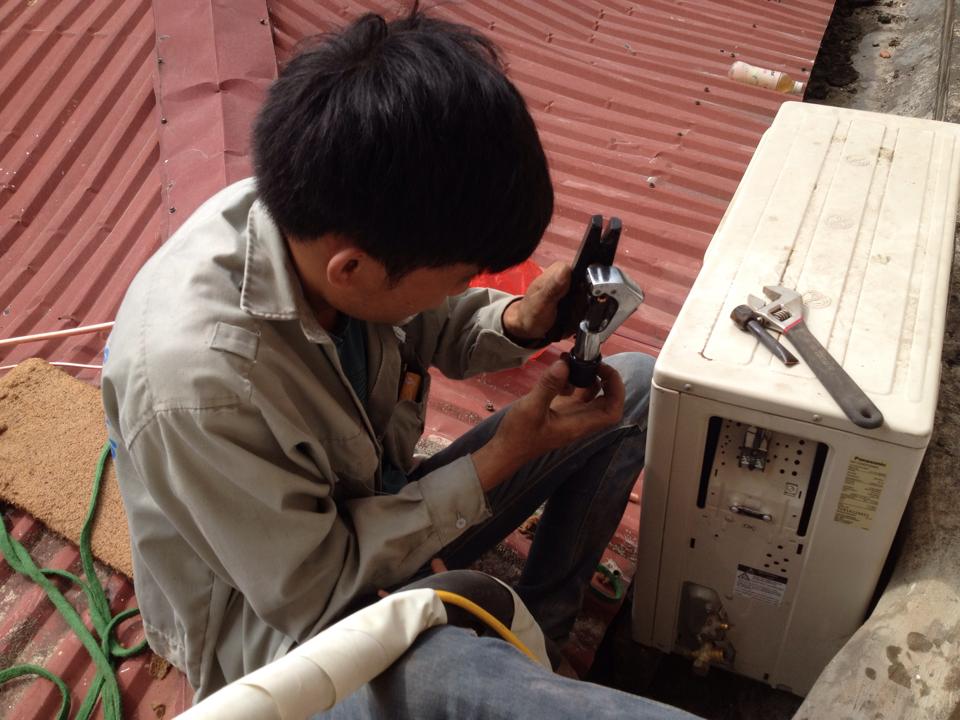thợ sửa điều hòa tại nhà Hà Nội chuyên nghiệp